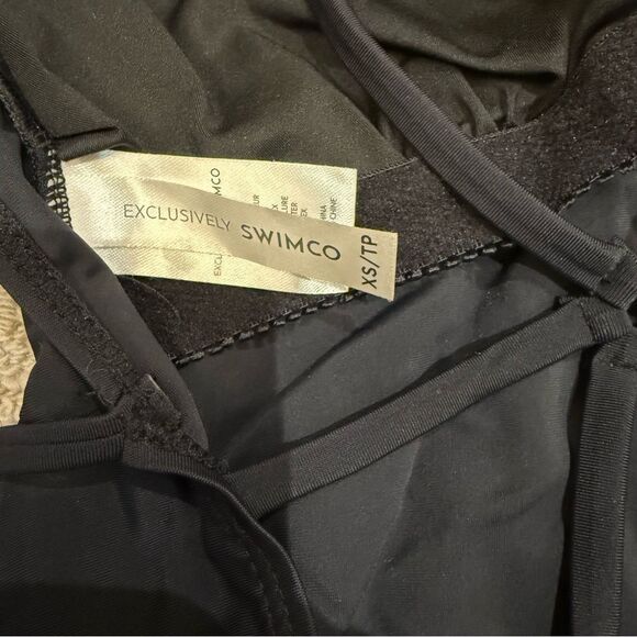 Exclusively SWIMCO One Piece Bathing Suit - size xs - Picture 3 of 4